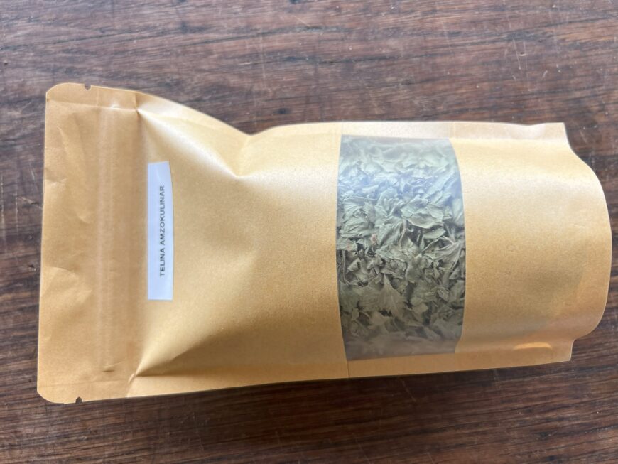 Telina uscata frunze